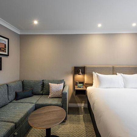 Holiday Inn - Manchester - Oldham By Ihg Exterior foto