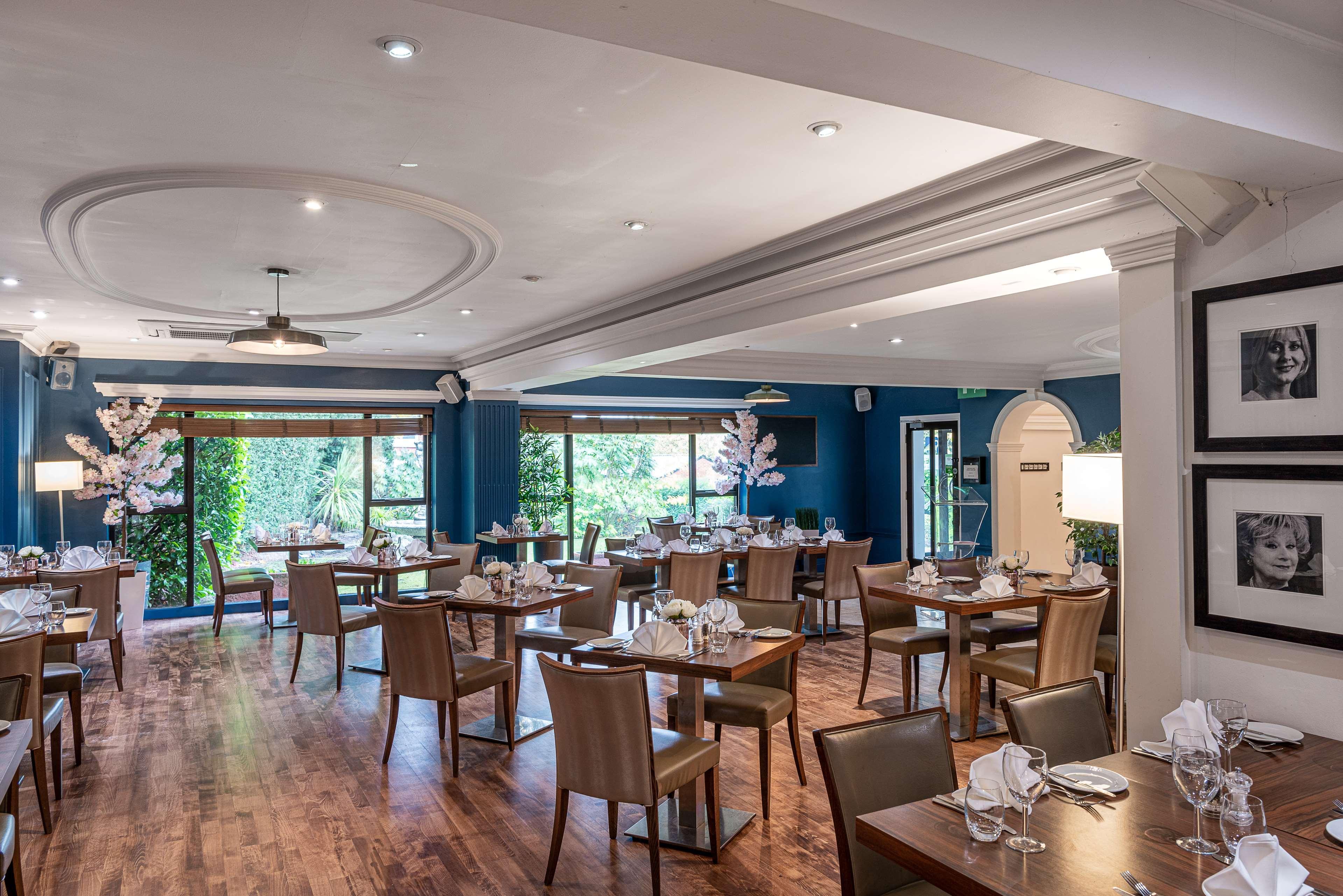 Holiday Inn - Manchester - Oldham By Ihg Exterior foto