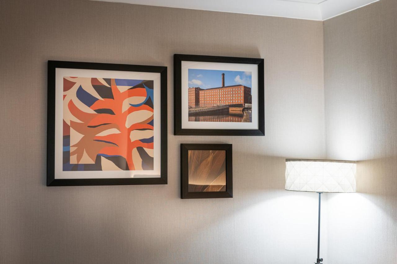 Holiday Inn - Manchester - Oldham By Ihg Exterior foto