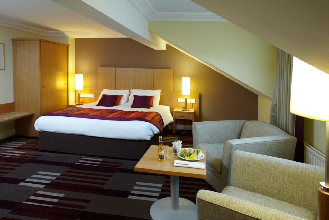 Holiday Inn - Manchester - Oldham By Ihg Exterior foto