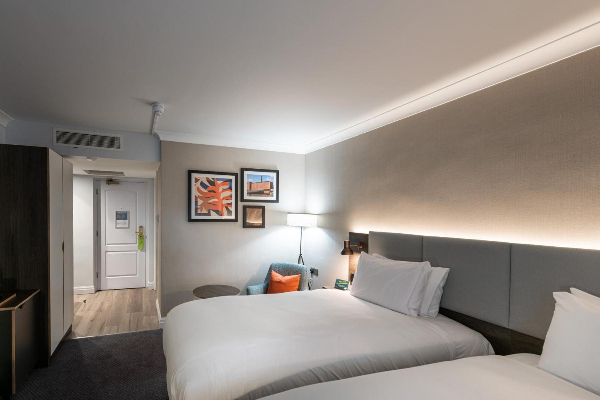 Holiday Inn - Manchester - Oldham By Ihg Exterior foto
