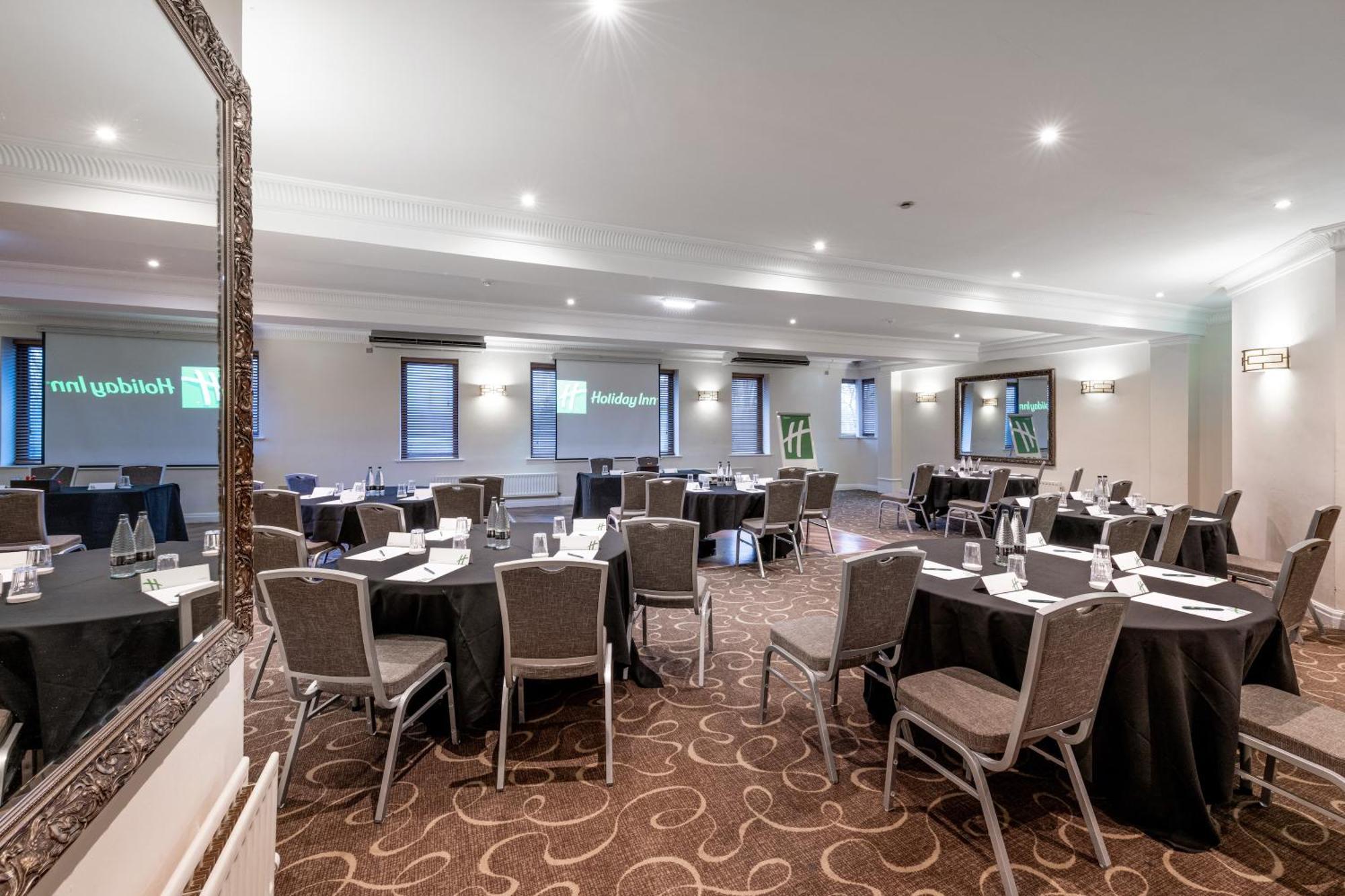 Holiday Inn - Manchester - Oldham By Ihg Exterior foto