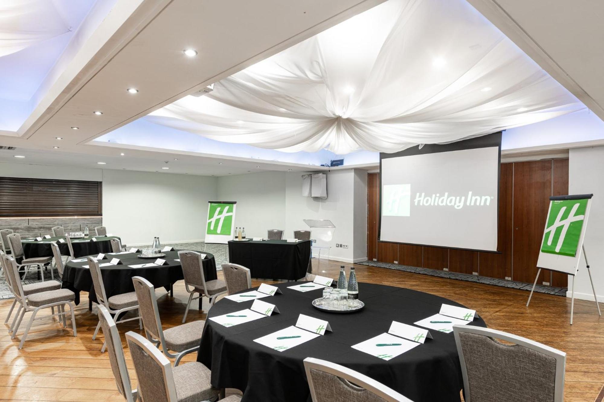 Holiday Inn - Manchester - Oldham By Ihg Exterior foto